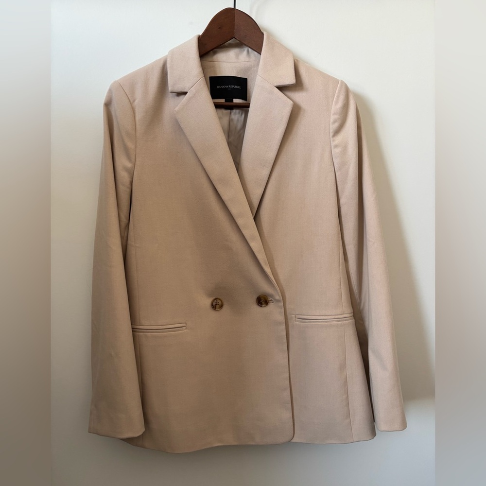 Banana Republic Suit